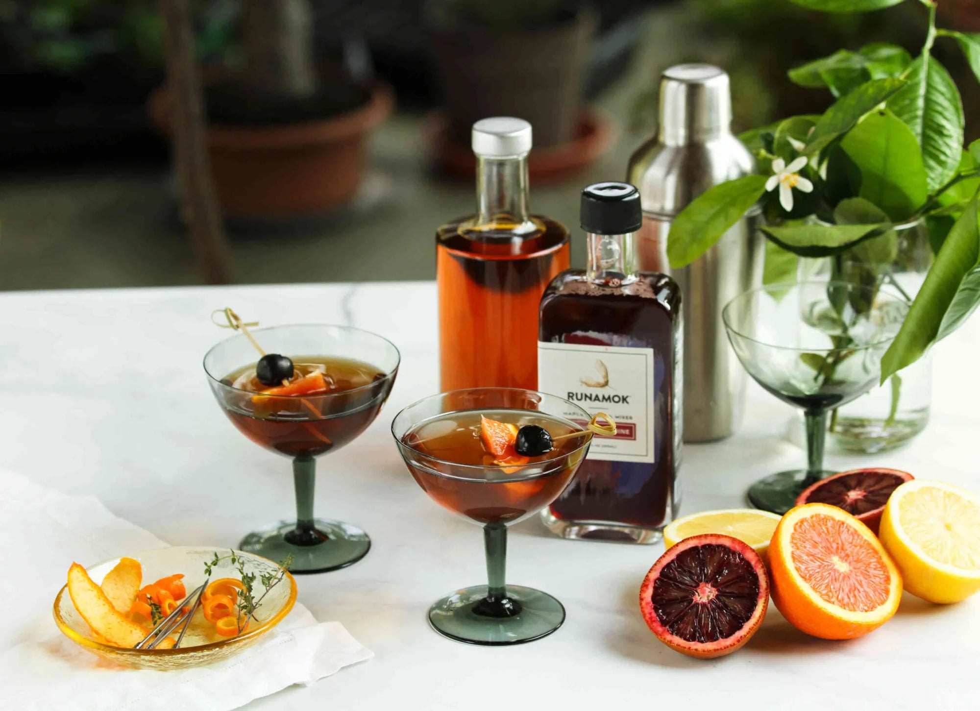 A Look Inside With Laura: Rediscovering Grenadine Cocktails
